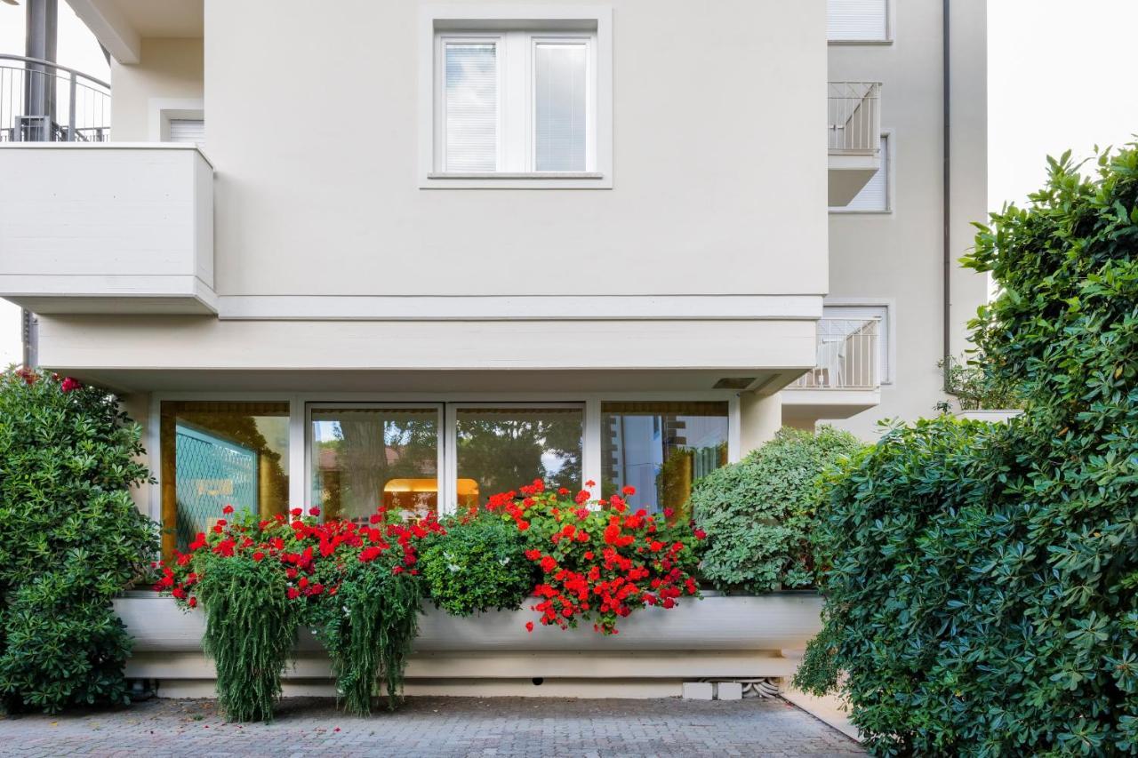 Hotel Sylvia Lido di Camaiore Exterior foto
