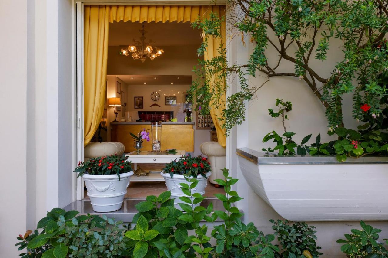 Hotel Sylvia Lido di Camaiore Exterior foto